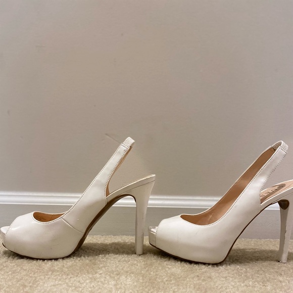 Guess white heels 6.5 - Picture 1 of 7